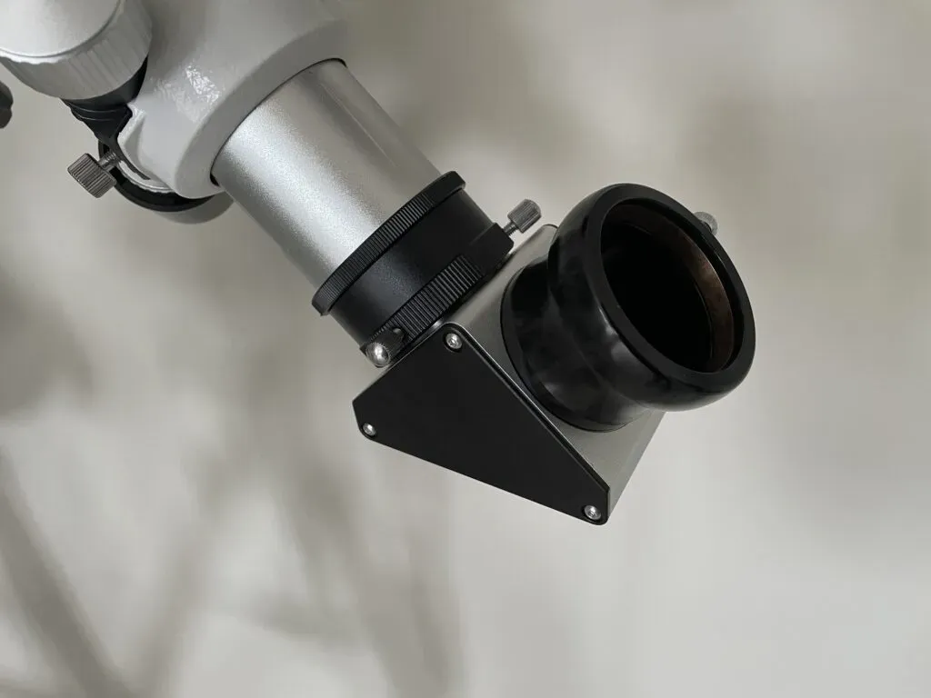 Renvoie coudé lunette