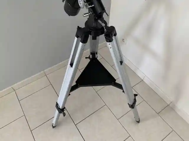 Trépied du télescope